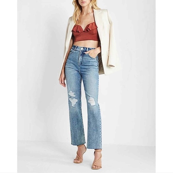 Express Ruffle Crop Top - Spiced Coffee - Picture 1 of 3